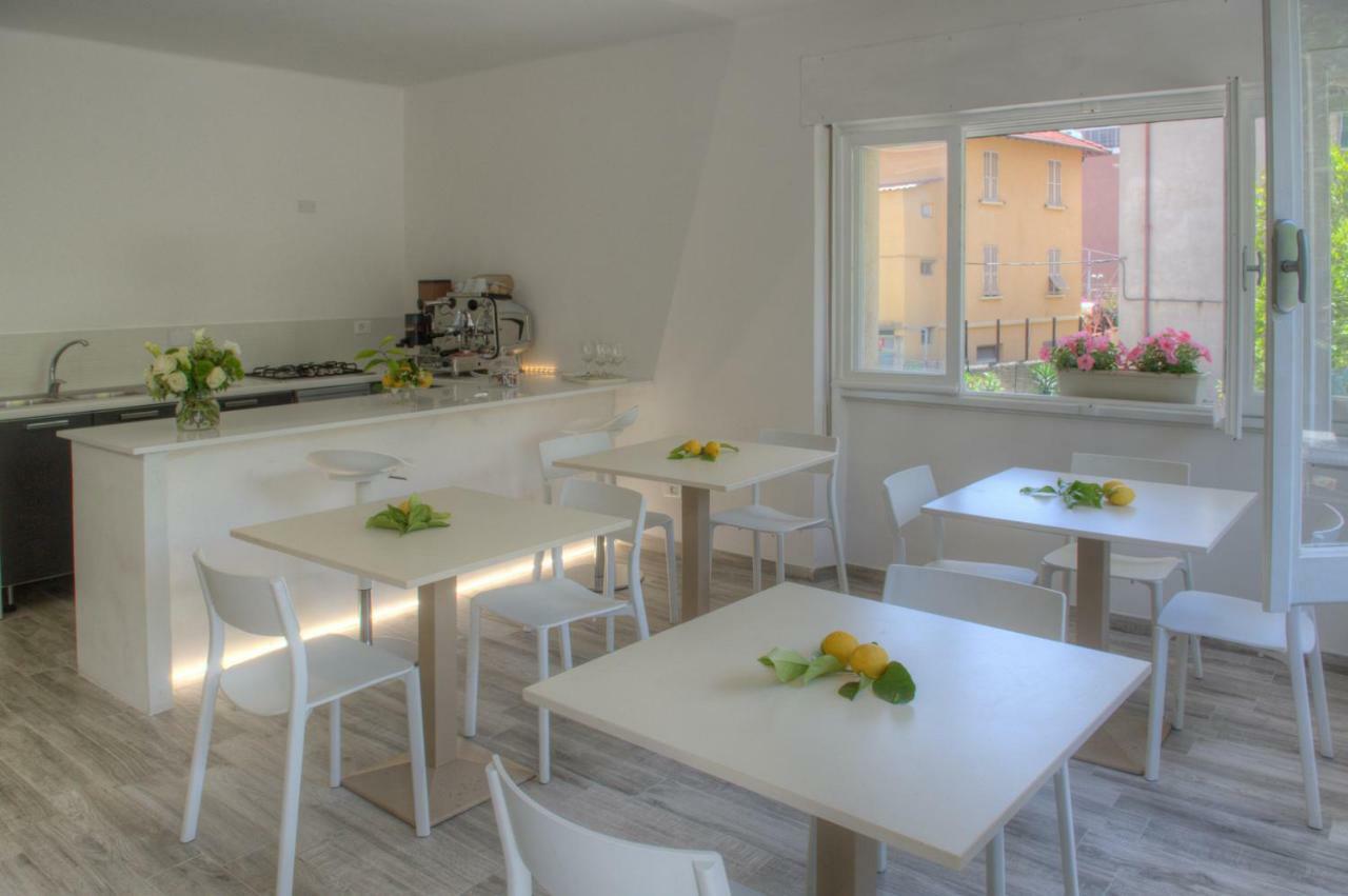 Rione San Carlo Hotel Finale Ligure Exterior foto