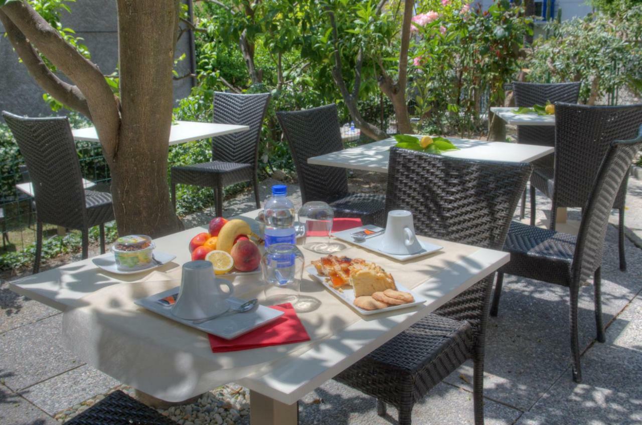 Rione San Carlo Hotel Finale Ligure Exterior foto